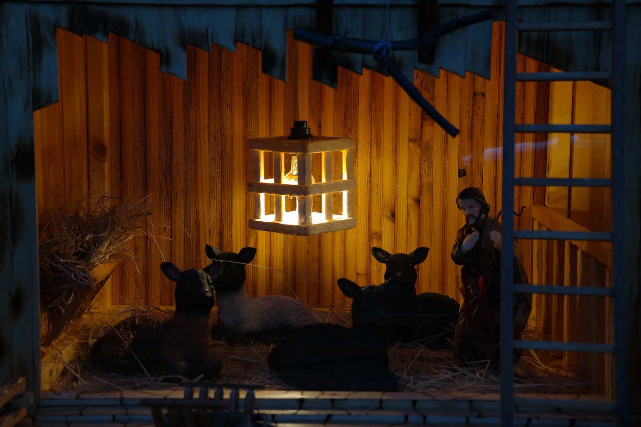 crib, barn, nativity scene-236841.jpg